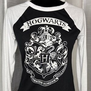 Harry Potter Raglan Style T Shirt Crest Graphic Women’s Small Black White